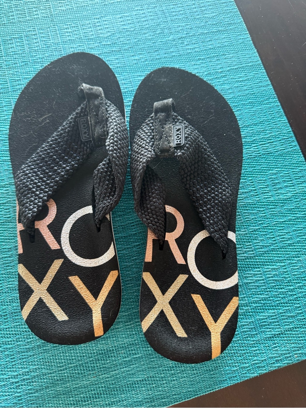 Roxy Kids Black Flip Flops with Multicolor Logo Footbed